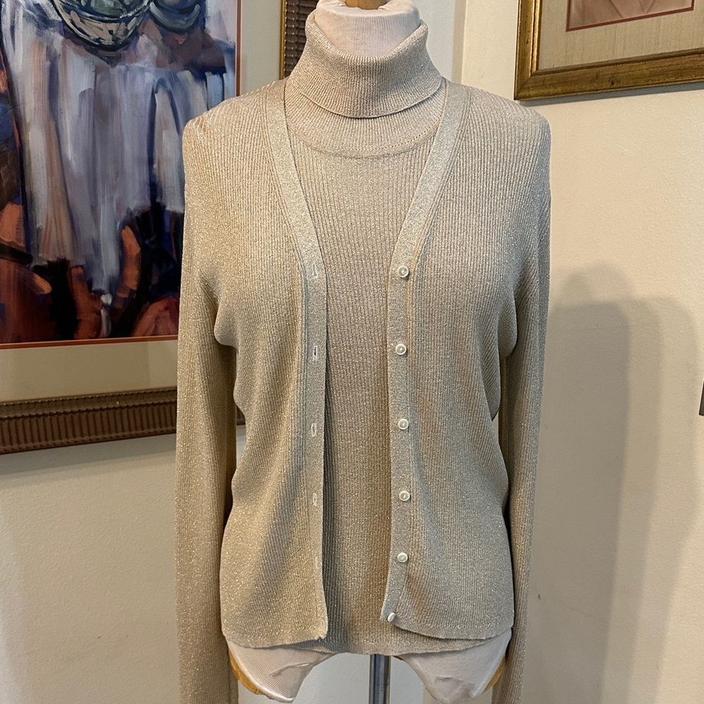 August Silk Knits Silk Blend Champagne Gold Shimmer Turtleneck Sweater Set SZ M